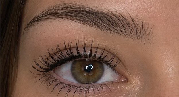 Après lashlift coréen : cils recourbés, plus longs et plus ouverts